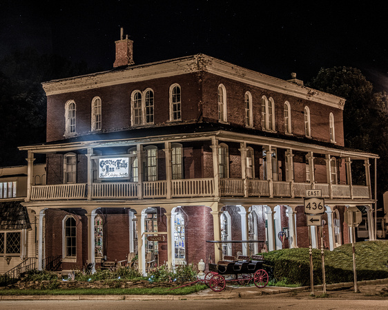 Genesee Falls Inn ©Amityphotos.com